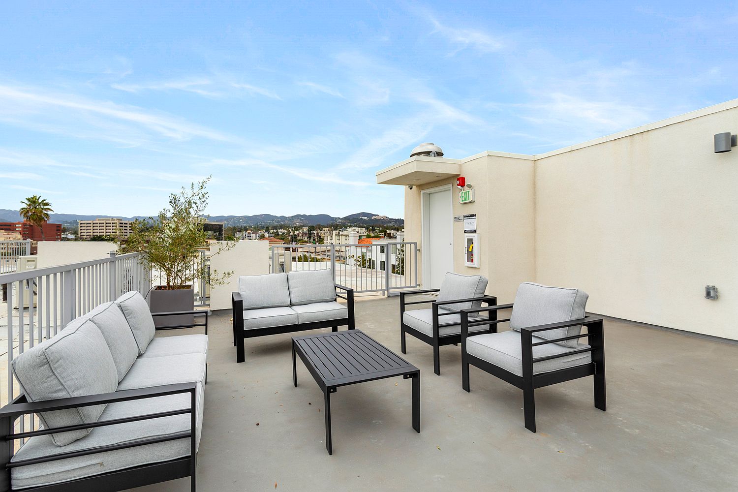 11727 Kiowa Ave 301, Los Angeles, CA 90049 Zillow