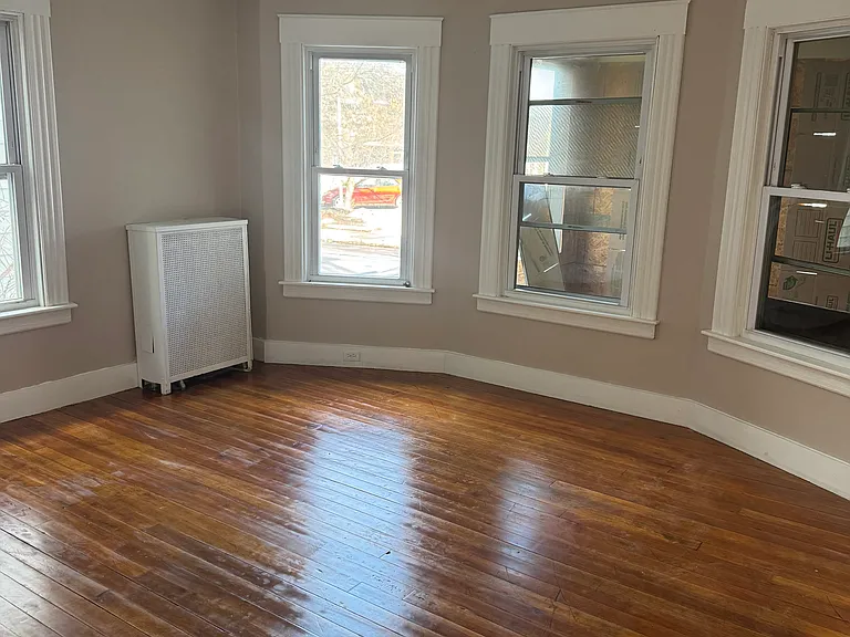 100 West St — Photo 7