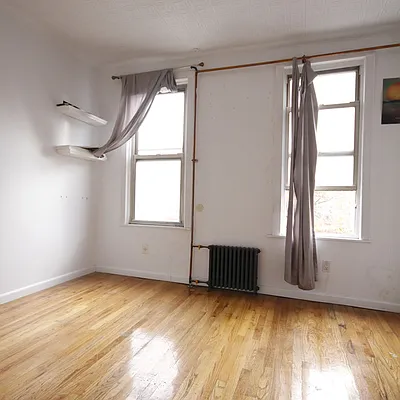 Rented by Nooklyn NYC LLC | media 48