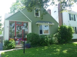 71 Rose Ct, Albany, NY 12209