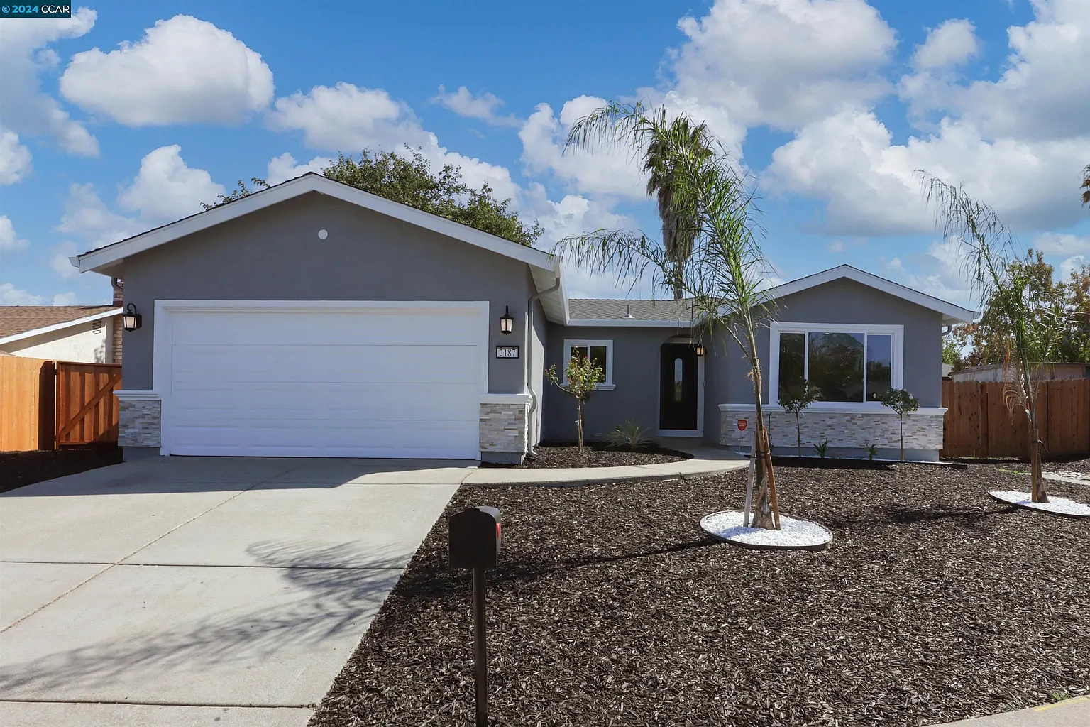 2187 Rancho Way photo 1