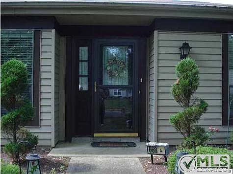668A Farrington Ct photo 1
