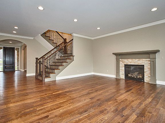 3rd image of 3178 E Bradford Dr
