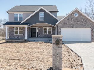 5 Cody Cir, Festus, MO 63028
