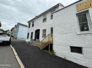 1 Lincoln Avenue, Troy, NY 12180