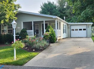 15 Rock Lake Ct W, Zelienople, PA