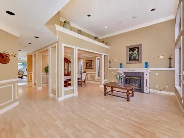 3820 Lockhart Rd, Richmond, BC V7C 1M3