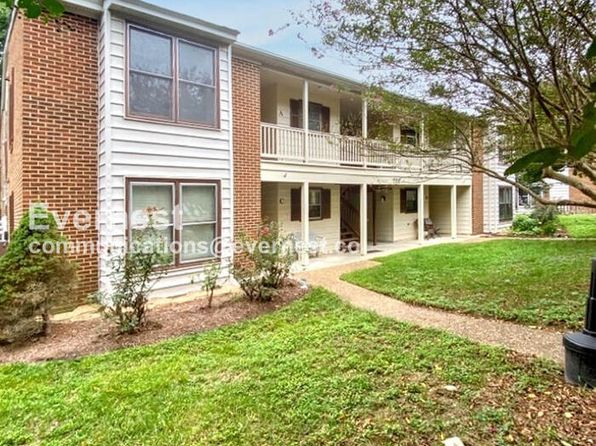 302 Patriot Ln APT A