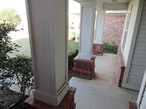 4th image of 804 Grickle Dr