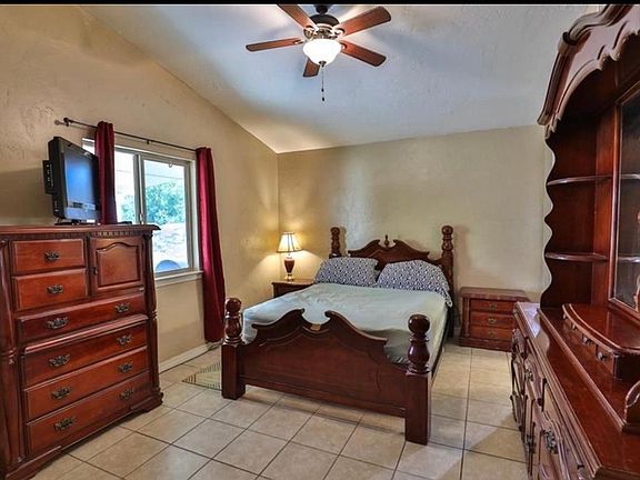 4th image of 12528 Alicia Arzola Dr