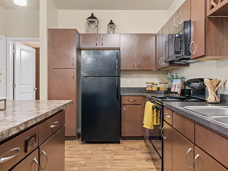 Hughes - 2 Bed / 2 Bath - 1,088 Sq.Ft.