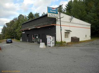 261 Main St, Palmyra, ME 04965