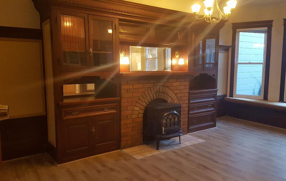 1st image of 224 Douglass St APT 2