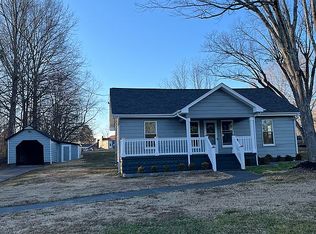 1516 33rd St SW, Hickory, NC 28602
