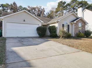 1443 Pebble Ridge Ln, Hampton, GA 30228