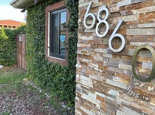 6860 SW 50th Ter, Miami, FL 33155