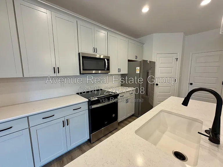 2709 S Old Highway 94 — Photo 8
