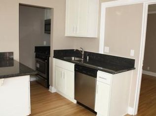 1201 W 27th St #1215, Los Angeles, CA 90007