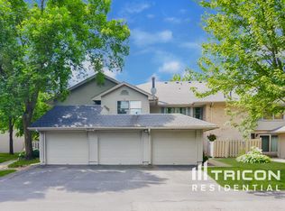 18727 Clear View Ter, Minnetonka, MN 55345