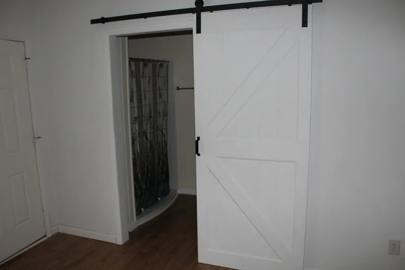 1 bed, 400 sqft, $800 — Photo 3