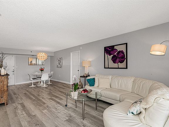 3rd image of 1000 Saint Charles Place #722