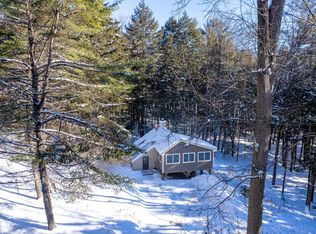 107 Jay Hill Rd, Quechee, VT 05059