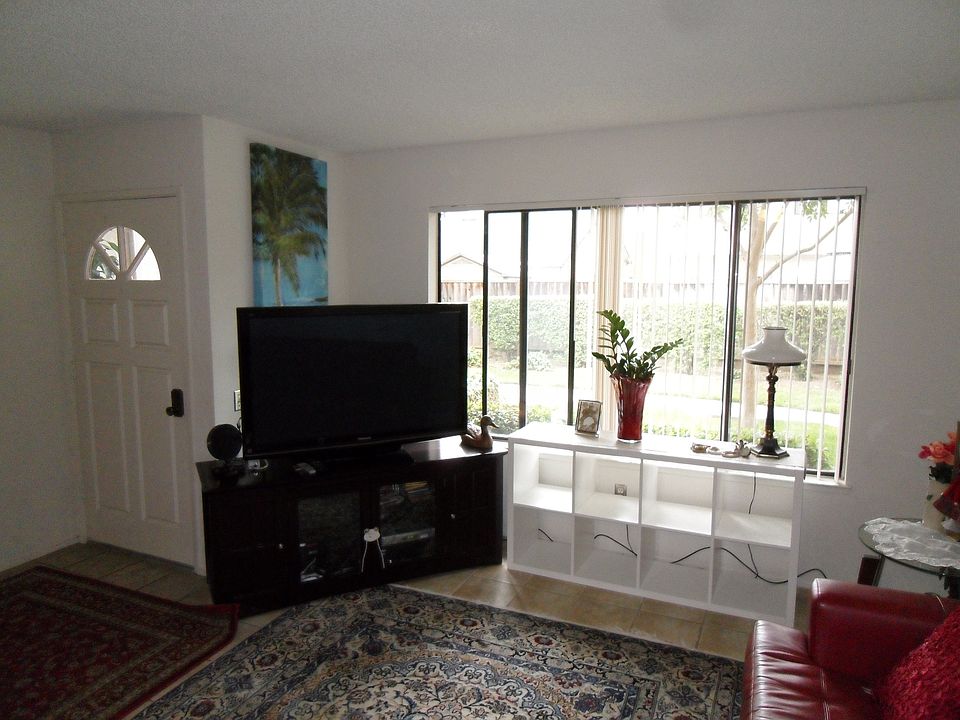 2nd image of 5003 Grey Feather Cir