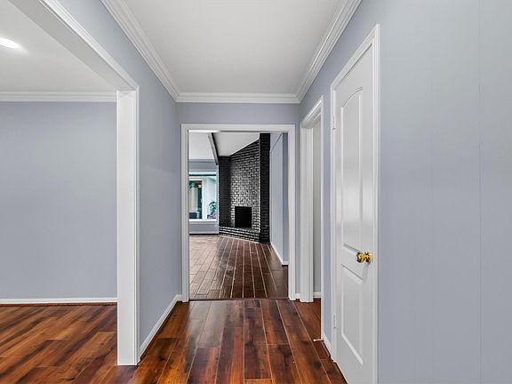 5th image of 5923 Rutherglenn Dr