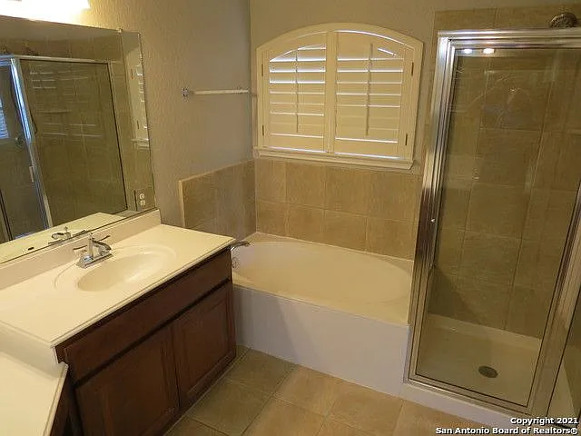519 Ginsberg Dr — Photo 25