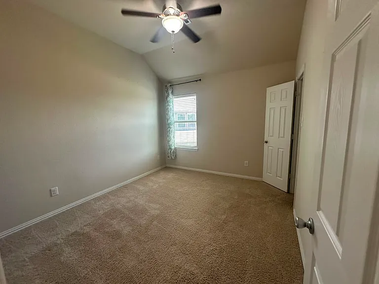 2642 Calmwood Dr — Photo 13