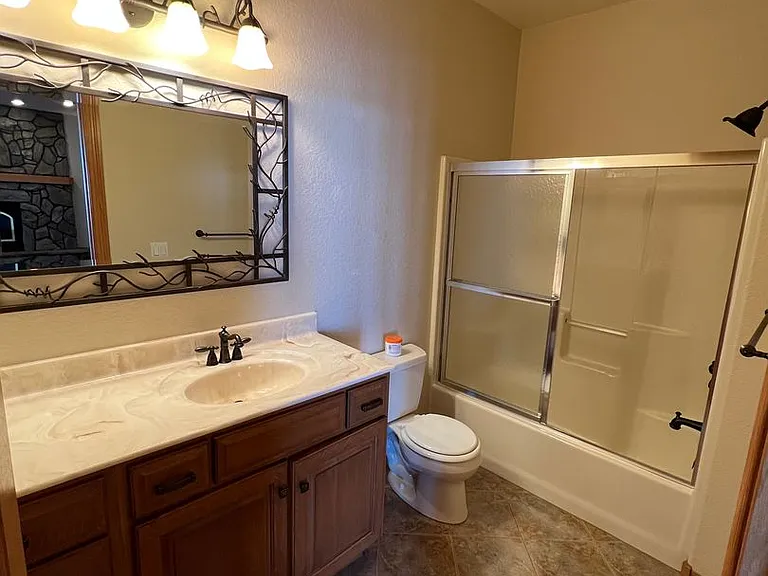 1124 Alta Vista Dr — Photo 33