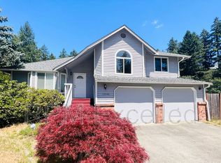 19246 SE 259th Pl, Covington, WA 98042