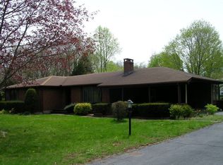 100 Cedar Dr, Durham, CT 06422