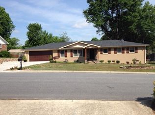 19 Ellesmere Dr, Greenville, SC 29615