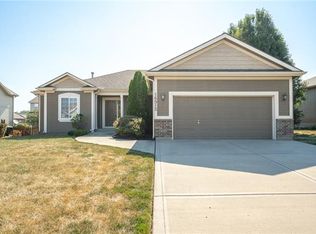 16915 Meadow Creek Ct, Belton, MO 64012