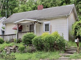 389 Falling Run Rd, Morgantown, WV 26505