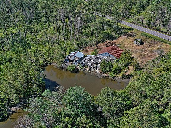 2nd image of 1672 Highway 70