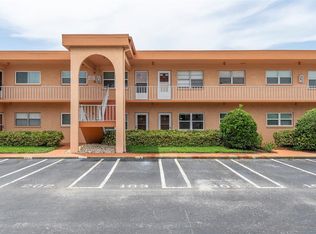 3740 58th St N APT 103, Saint Petersburg, FL 33710