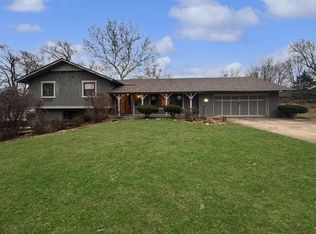 2118 S Catalina Avenue, Springfield, MO 65804