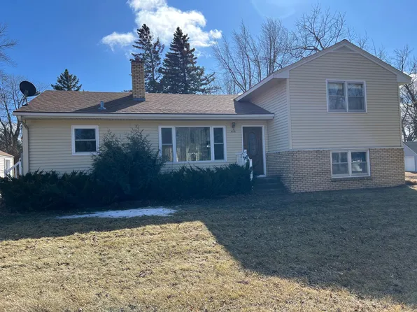 825 Nevada Ave, Benson, MN 56215