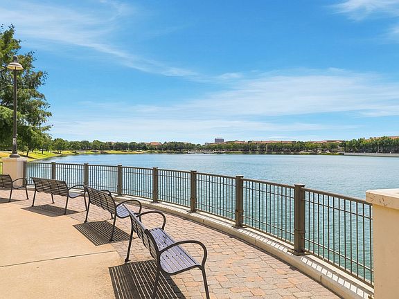 4th image of 1616 Camino Lago