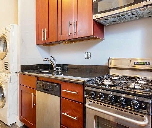3rd image of 517 2nd Ave #2F