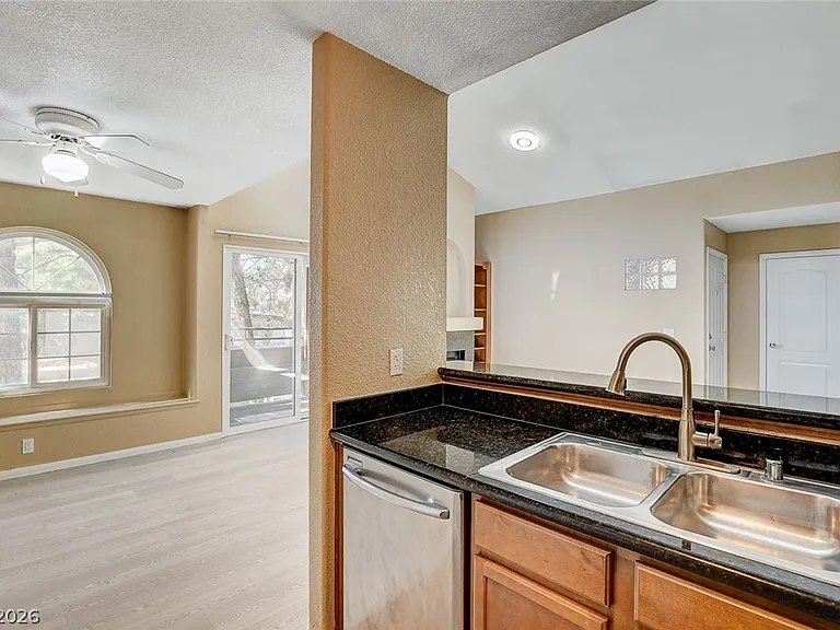 3145 E Flamingo Rd #2096 — Photo 15