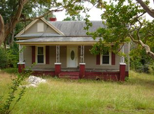 516 High St, Hamlet, NC 28345