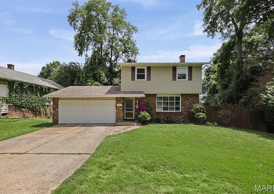 1st image of 219 Patterson Pl