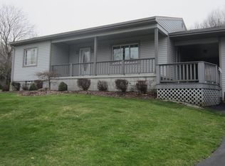 2678 Center Church Rd, Ellwood City, PA 16117