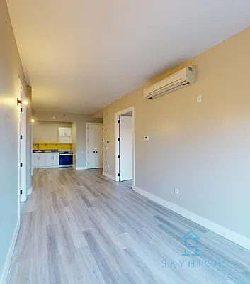 Rented by Skyhigh Realty NYC LLC | media 29