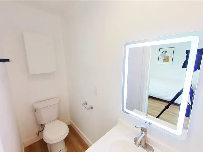 1436 W 36th Pl — Photo 27