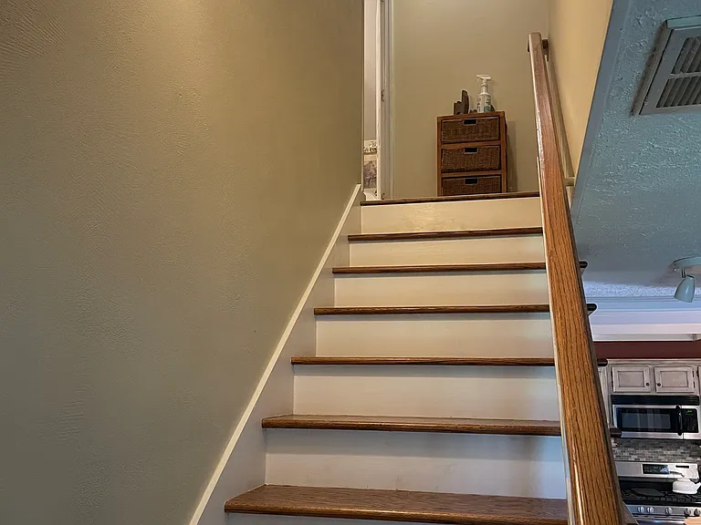 10945 Gilian Ln — Photo 19