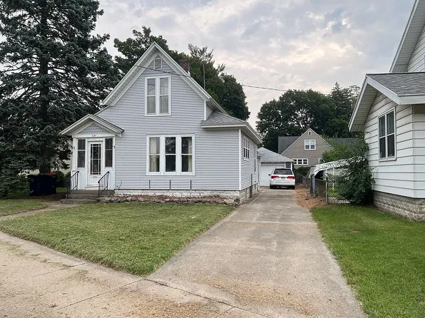 641 Michigan Ave, Holland, MI 49423